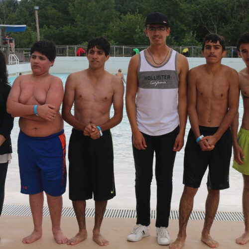 Ambassador Scholar Takes Refugees to Local Water Park